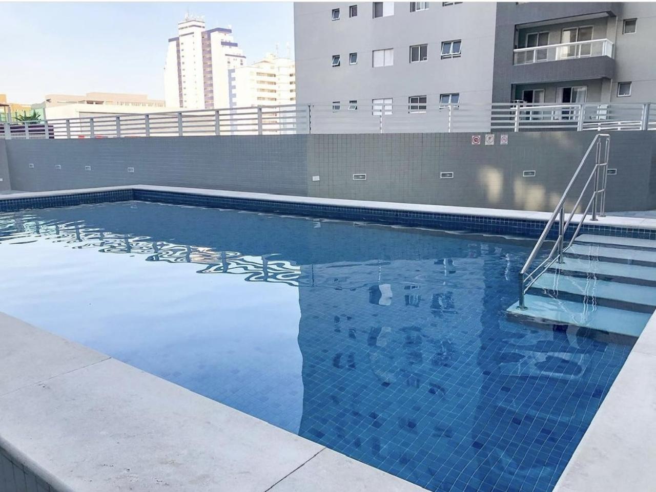 פראייה גראנדה Apto Otima Localizacao A 100M Da Praia, Piscina, Ar Condicionado, Garagem E Portaria 24H מראה חיצוני תמונה